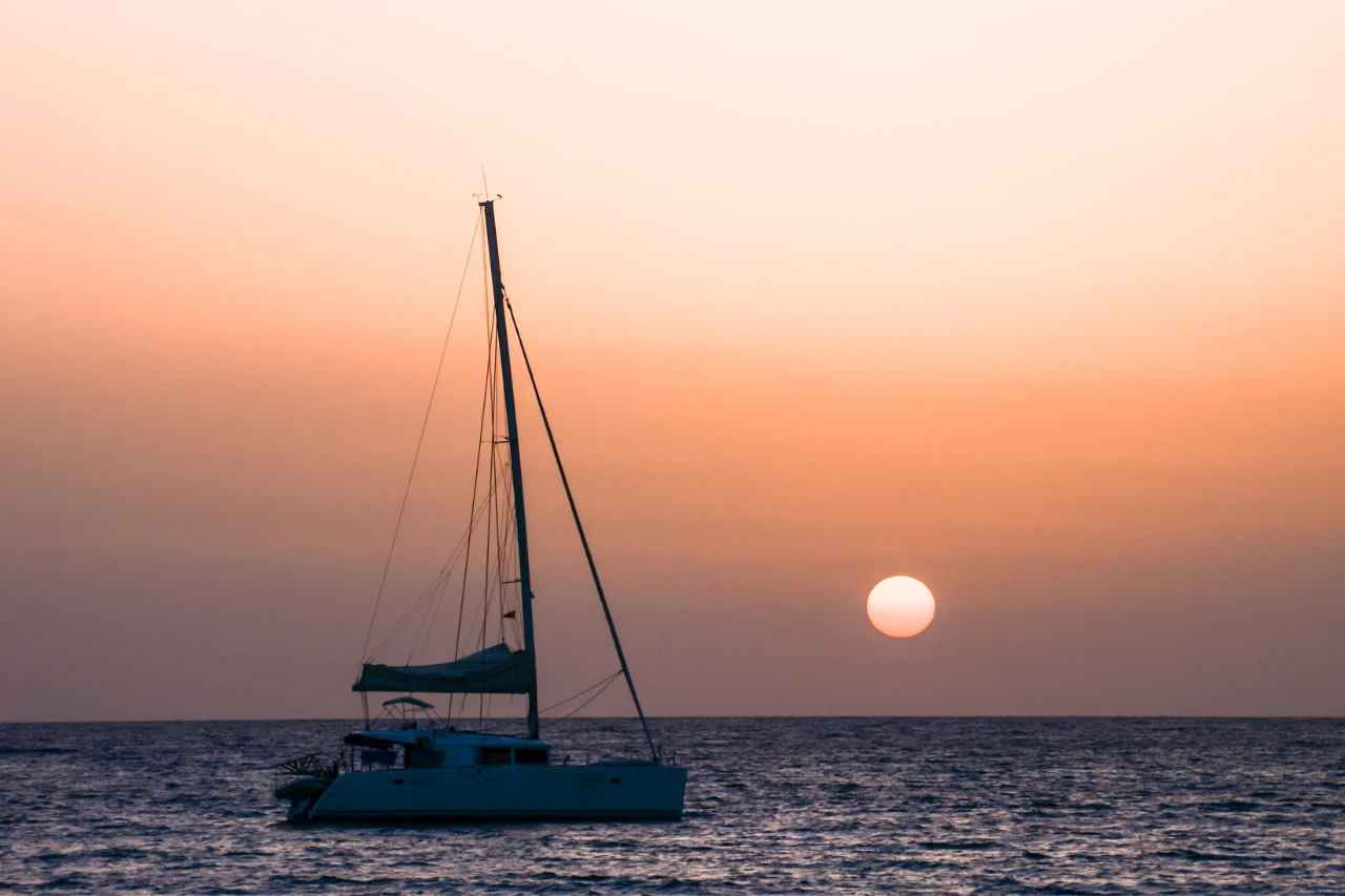 Unveiling the Ultimate Sunset Cruise Experience in Mirissa