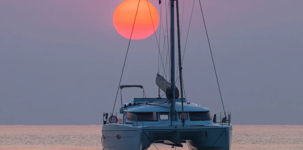 Unveiling the Ultimate Sunset Cruise Experience in Mirissa